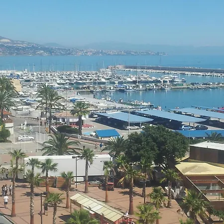 With 3 Bedrooms In Fuengirola, With Wonderful Sea View, Furn Apartment Fuengirola
